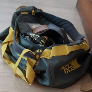 North face base camp duffel bag medium